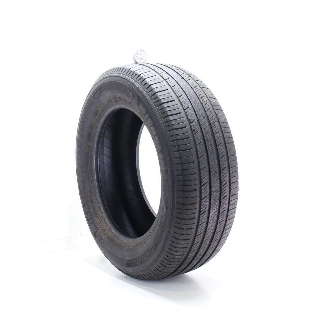 Set of (2) Used 265/60R18 Michelin Premier LTX 110V - 6.5-7/32 - Image 1