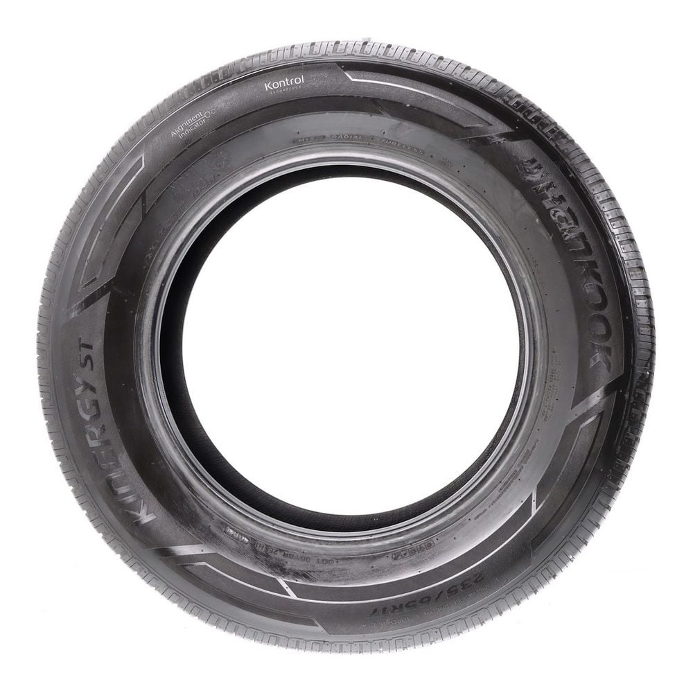 Set of (2) Used 235/65R17 Hankook Kinergy ST 104H - 7-8/32 - Image 3