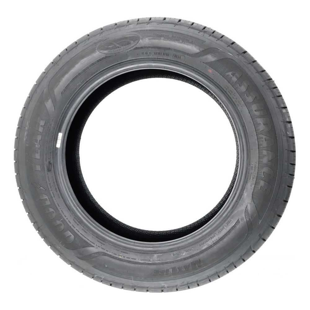 Driven Once 245/60R18 Goodyear Assurance MaxLife 105H - 12/32 - Image 3