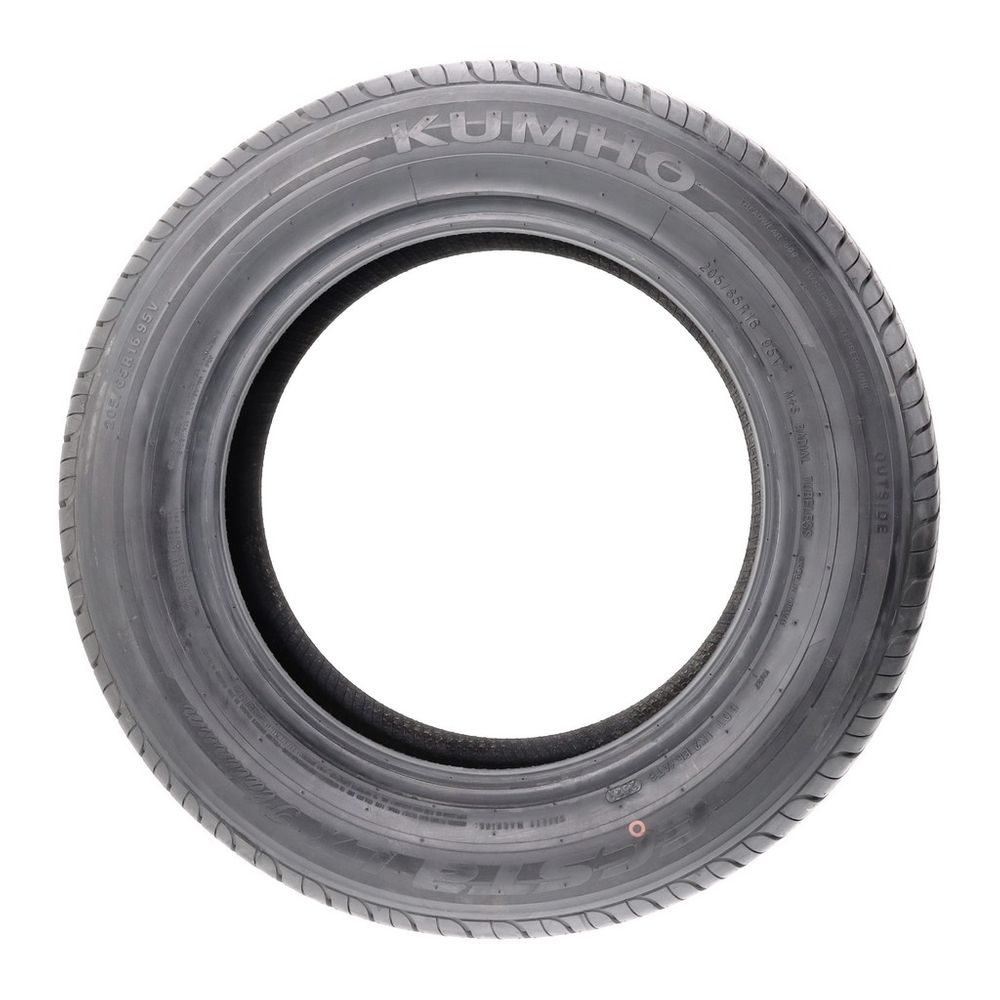 New 205/65R16 Kumho Ecsta LX Platinum 95V - 9.5/32 - Image 3