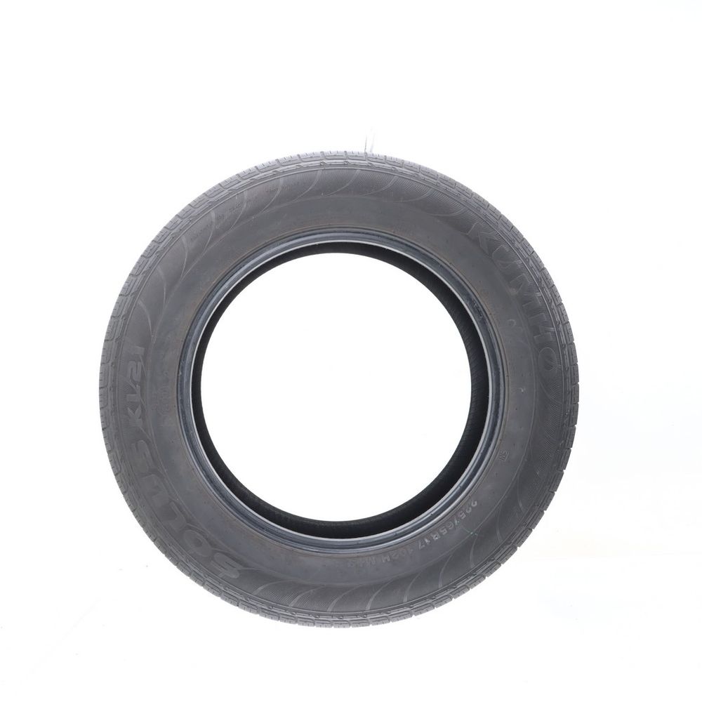 Used 225/65R17 Kumho Solus KL21 102H - 5/32 - Image 3