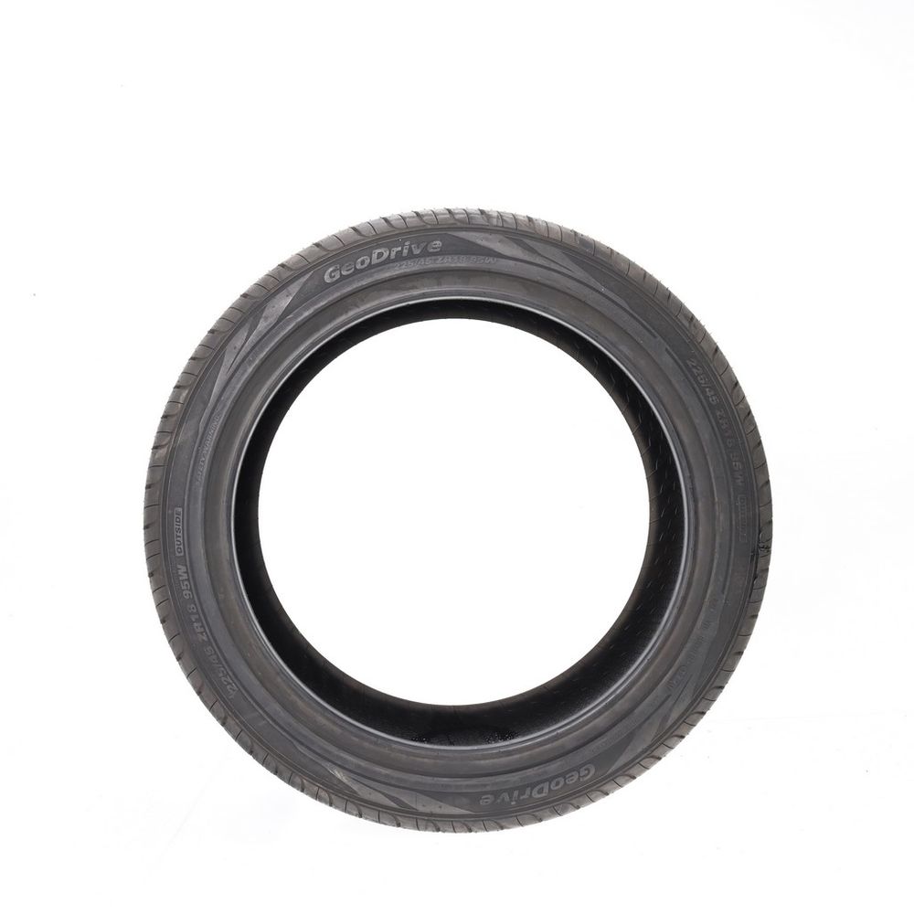 Set of (2) New 225/45ZR18 GeoDrive KU27 95W - Image 3