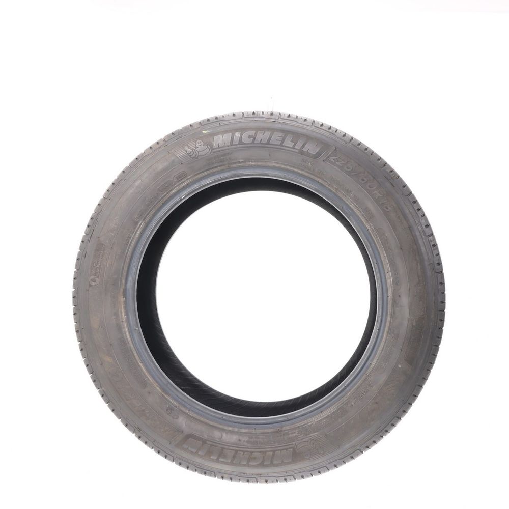 Used 225/60R18 Michelin Premier LTX 100H - 7/32 - Image 3