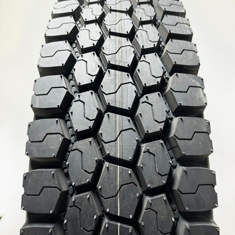 Set of (4) New 10R22.5 Sumitomo ST 909 141/139L - Image 2