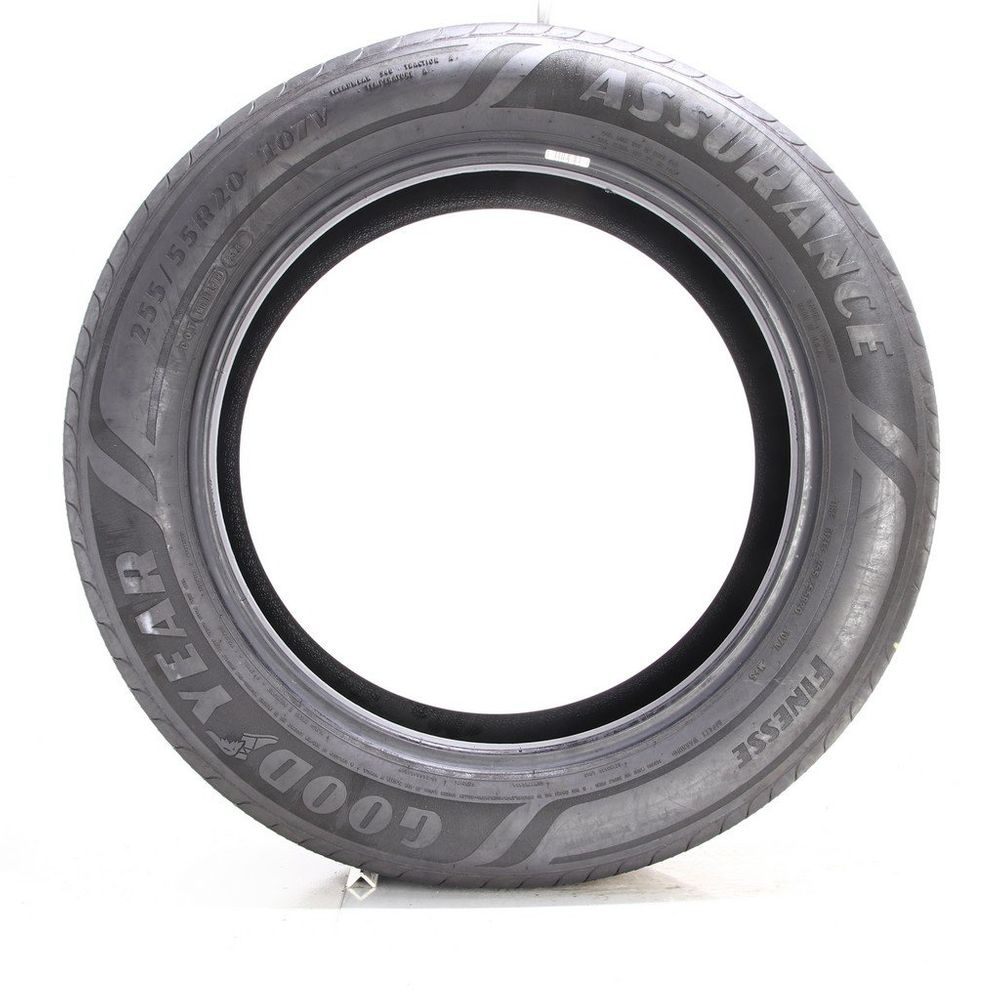 Set of (2) Used 255/55R20 Goodyear Assurance Finesse 107V - 5.5-6.5/32 - Image 6