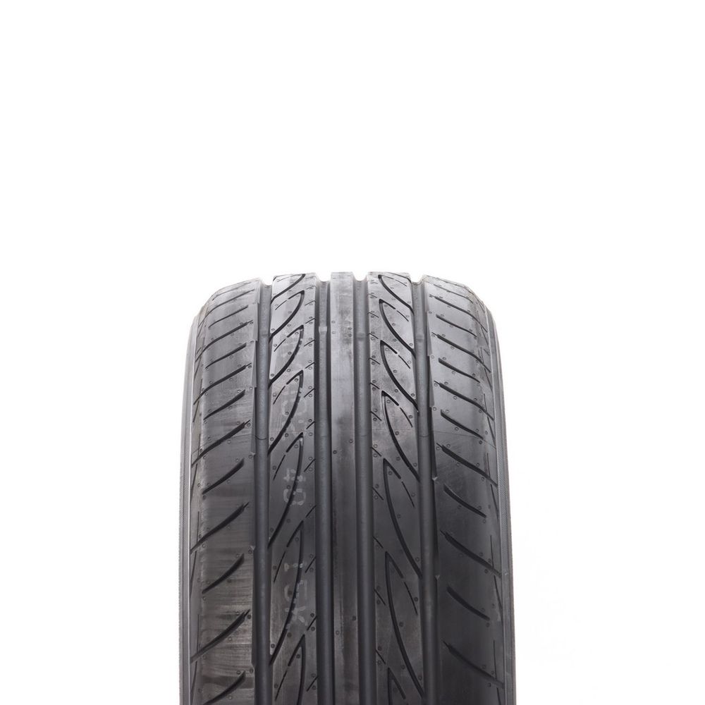 New 235/45R19 Yokohama Advan Fleva V701 95W - Image 2
