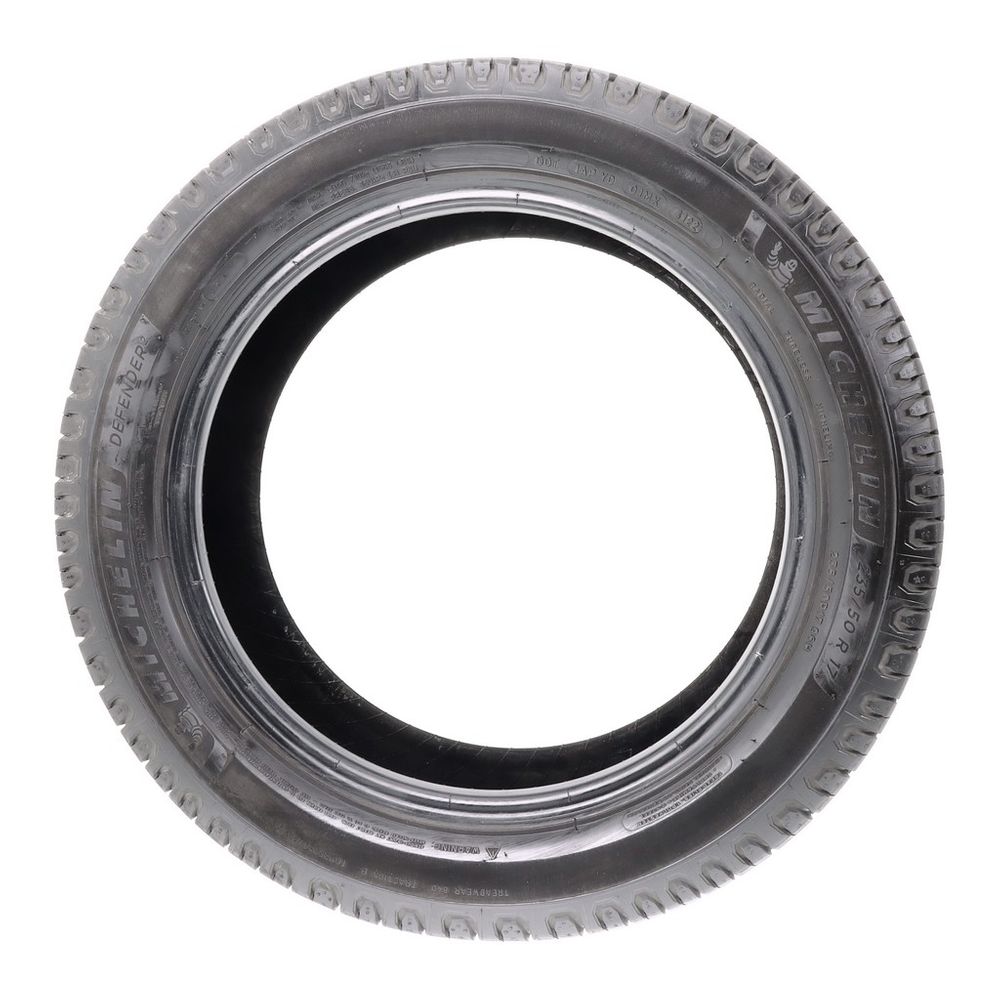 Used 235/50R17 Michelin Defender 2 96H - 9.5/32 - Image 3