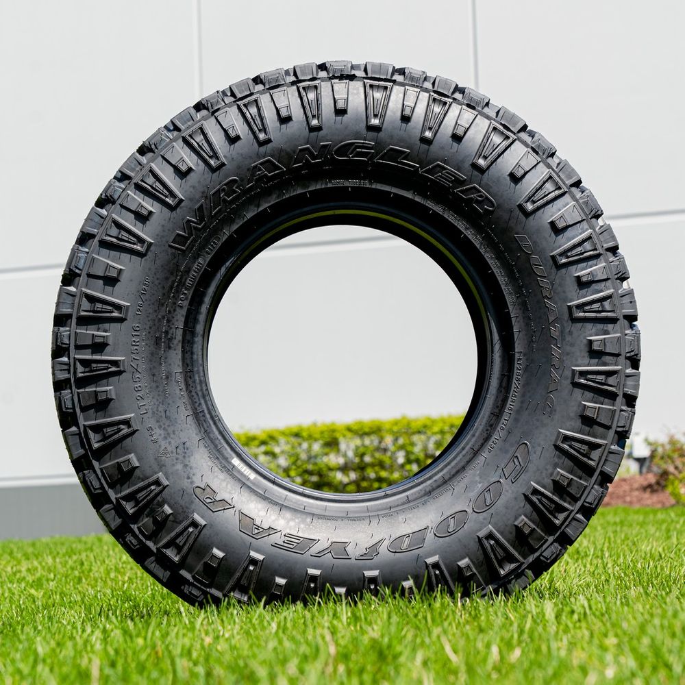 Set of (2) New LT 285/75R16 Goodyear Wrangler Duratrac 126/123P E - 18/32 - Image 3