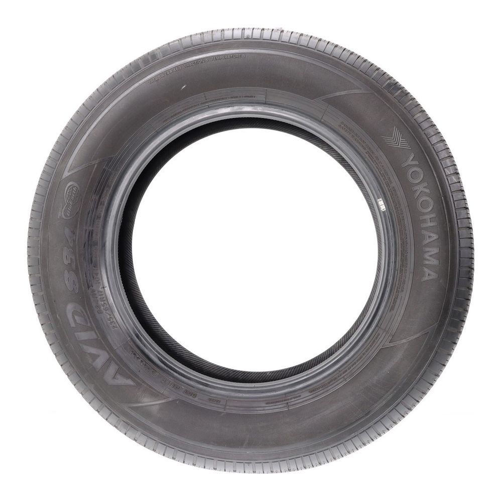 Set of (2) Used 235/65R17 Yokohama Avid S34RV 104T - 7-8.5/32 - Image 6