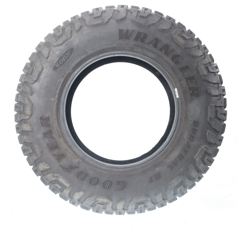 Used LT 285/75R18 Goodyear Wrangler Duratrac RT Kevlar 129/126S E - 16/32 - Image 3