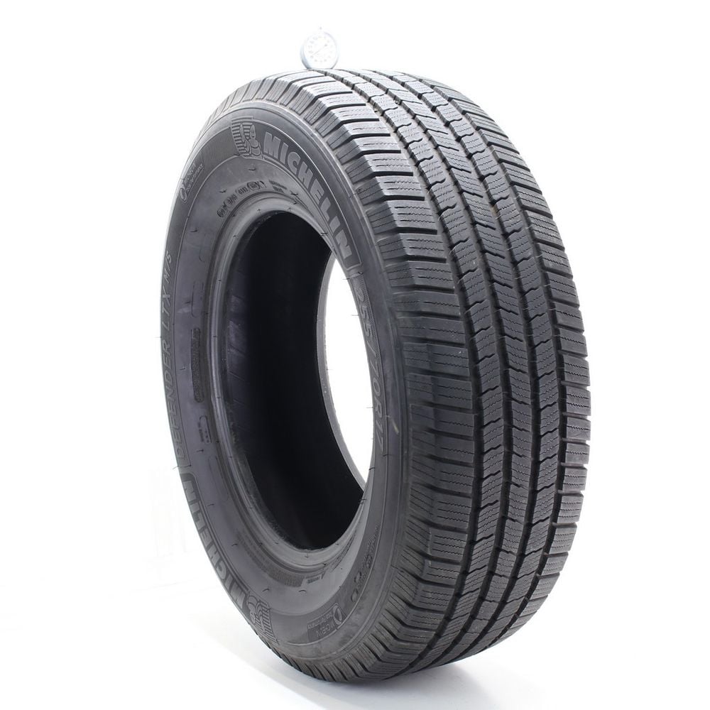 Used 255/70R17 Michelin Defender LTX MS 112T - 9/32 - Image 1