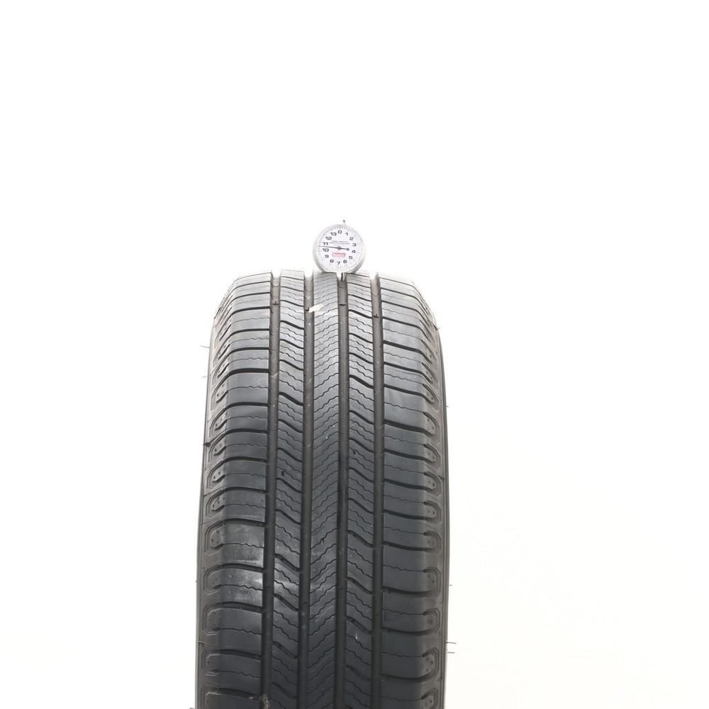 Used 215/65R16 Michelin Defender 2 98H - 10.5/32 - Image 2