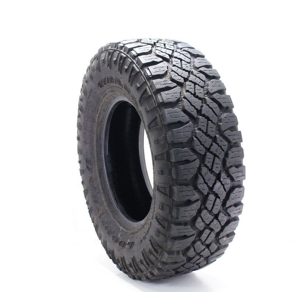 Used LT 265/75R16 Goodyear Wrangler Duratrac 123/120Q - 15/32 - Image 1
