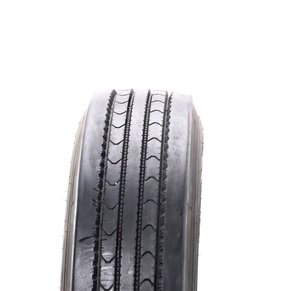 Set of (2) Used 215/75R17.5 Roadmaster RM170 135/133L - 13-14/32 - Image 5