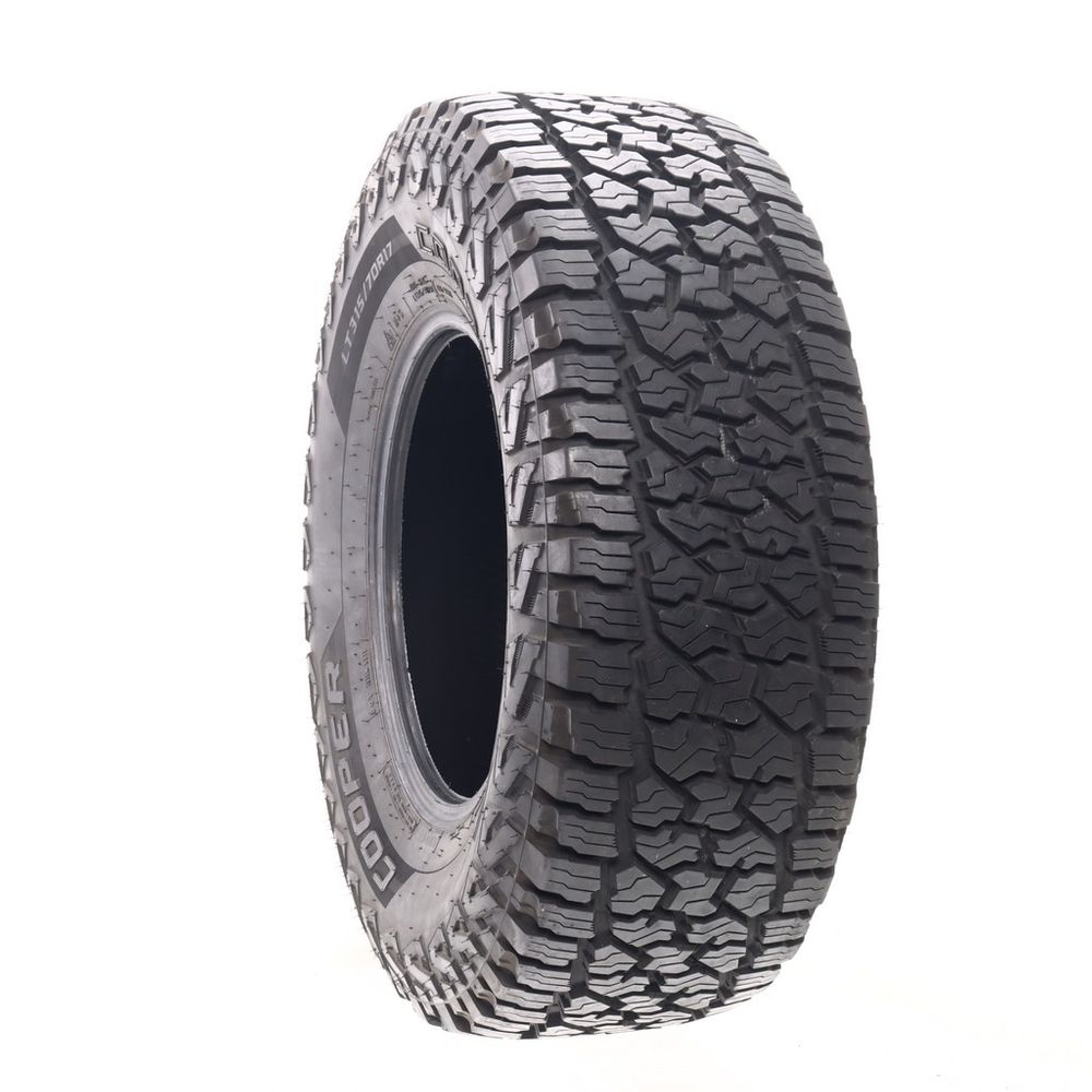 Set of (2) Used LT 315/70R17 Cooper Discoverer Stronghold AT 126/123S E - 15.5-17/32 - Image 4