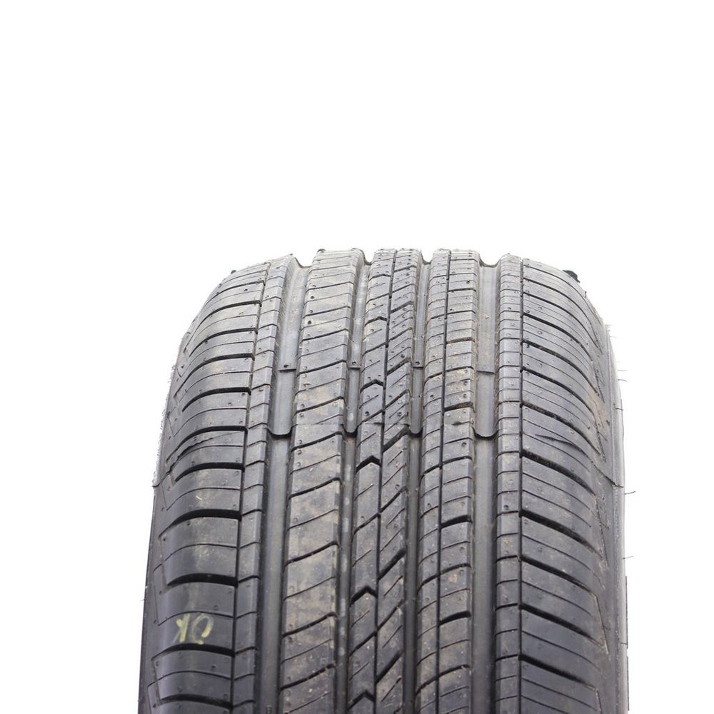 New 235/65R17 Cooper CS5 Grand Touring 104T - 11/32 - Image 2