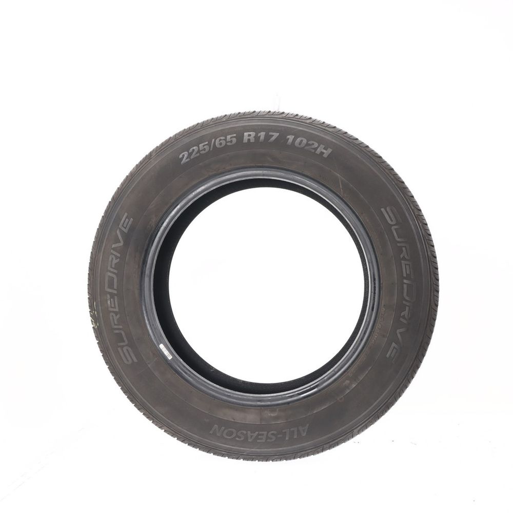 Set of (2) Used 225/65R17 SureDrive All-season 102H - 5-6/32 - Image 6