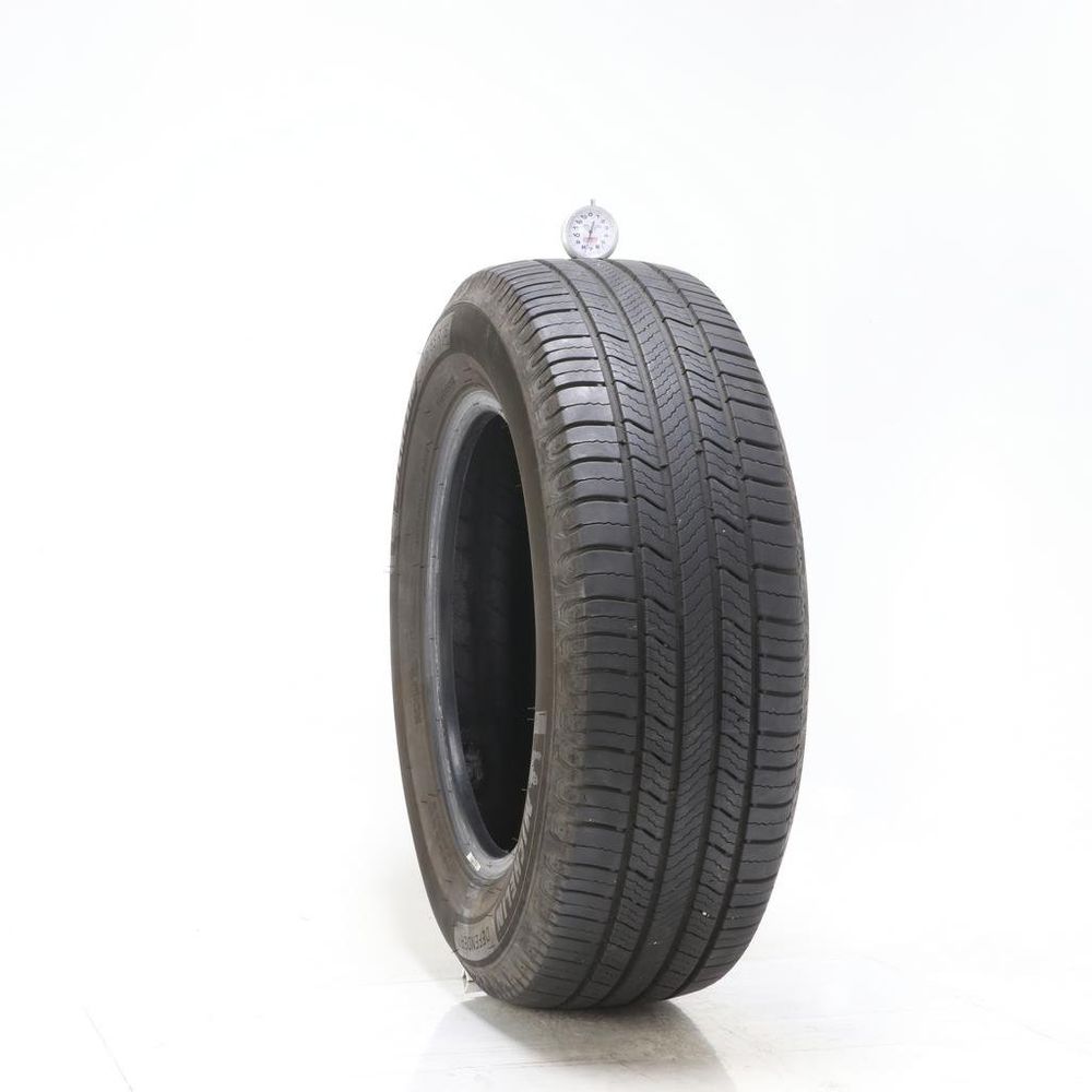 Set of (2) Used 215/65R16 Michelin Defender 2 98H - 7.5-8.5/32 - Image 1
