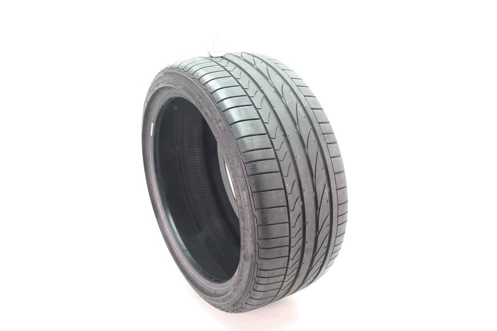 Set of (2) Used 255/35R18 Bridgestone Potenza RE050A I RFT 90W - 7.5-8/32 - Image 1