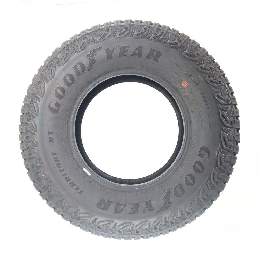 Set of (2) Used LT 315/70R17 Goodyear Wrangler Territory RT 113/110S C - 15.5-17/32 - Image 6