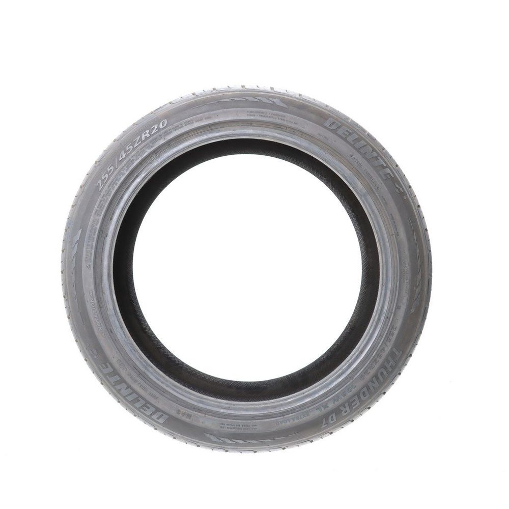 New 255/45ZR20 Delinte Thunder D7 105W - Image 3