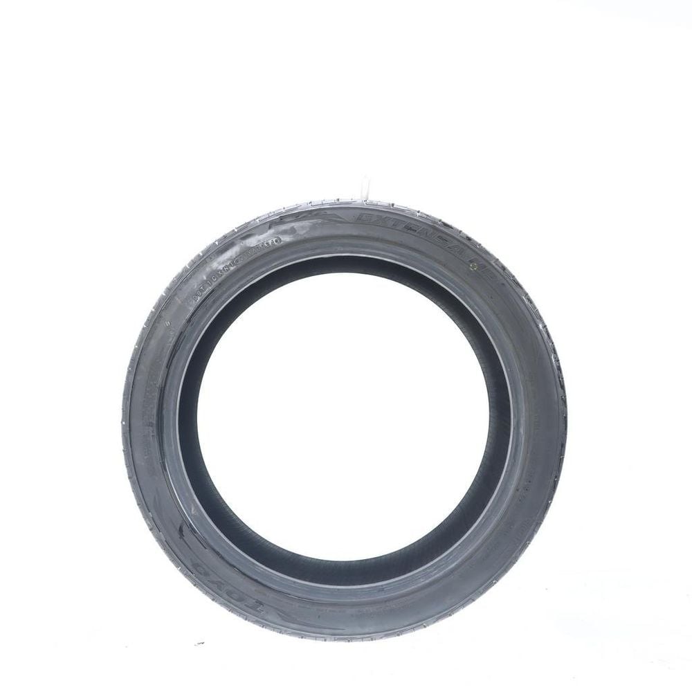 Used 235/40R19 Toyo Extensa HP II 96W - 9/32 - Image 3