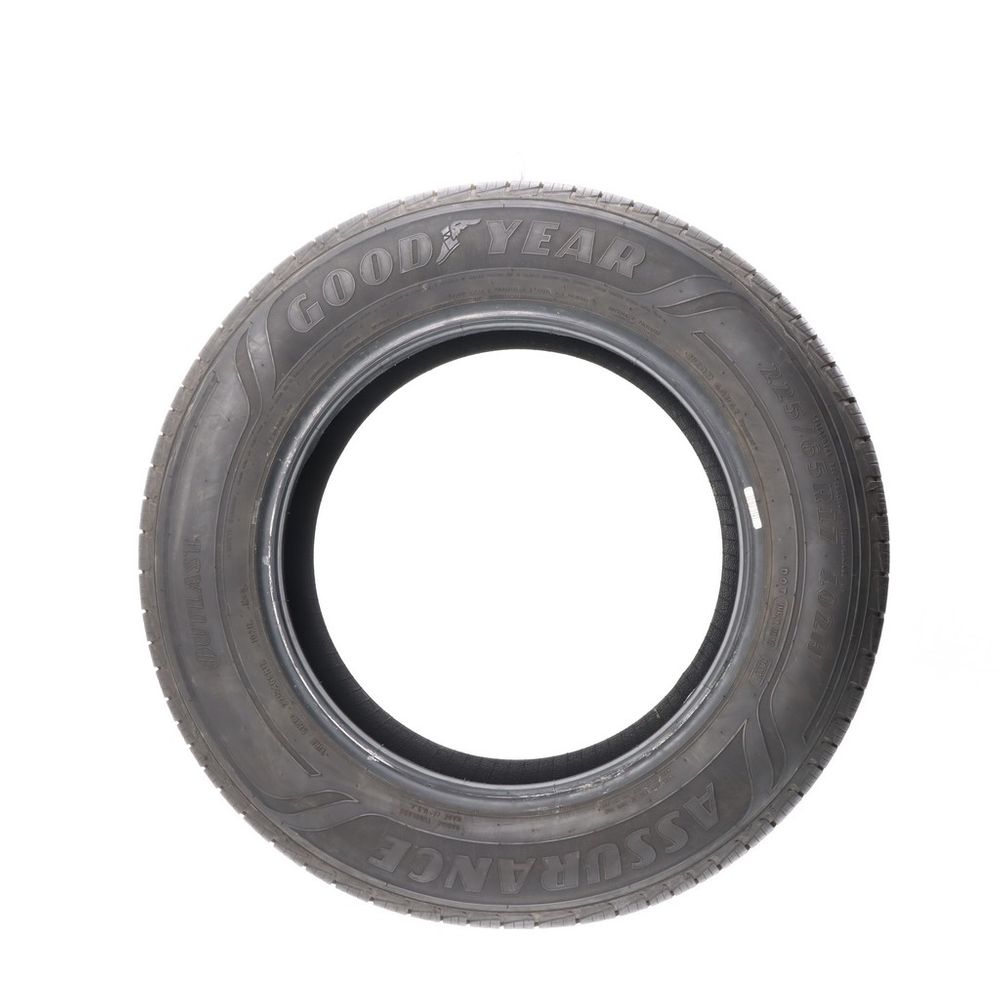 Set of (2) Used 225/65R17 Goodyear Assurance Outlast 102H - 9.5-10.5/32 - Image 6