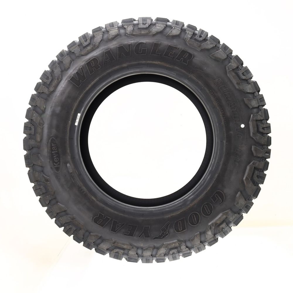 New 265/70R17 Goodyear Wrangler Duratrac RT Kevlar 116T - Image 3