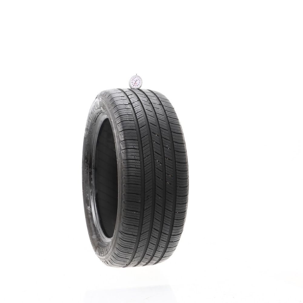 Set of (2) Used 225/50R17 Michelin Defender T+H 94H - 8/32 - Image 1