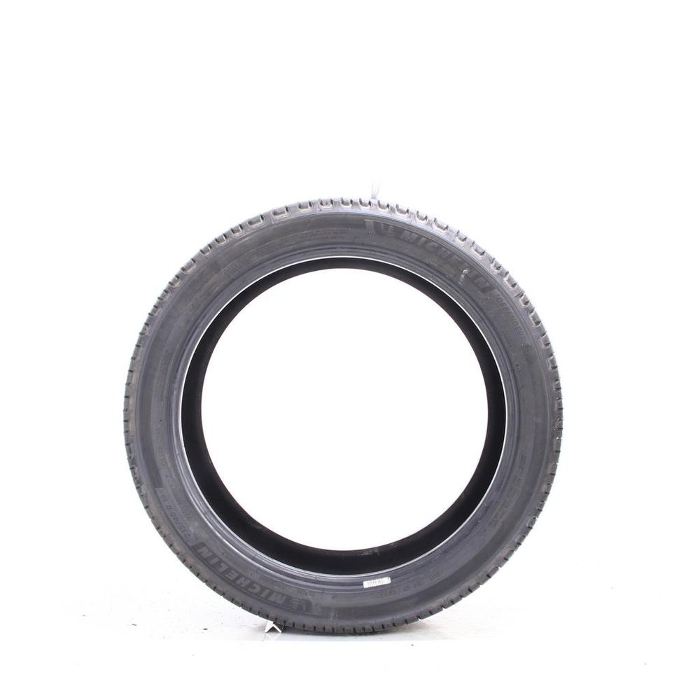 Used 235/40R19 Michelin Defender 2 96V - 10.5/32 - Image 3