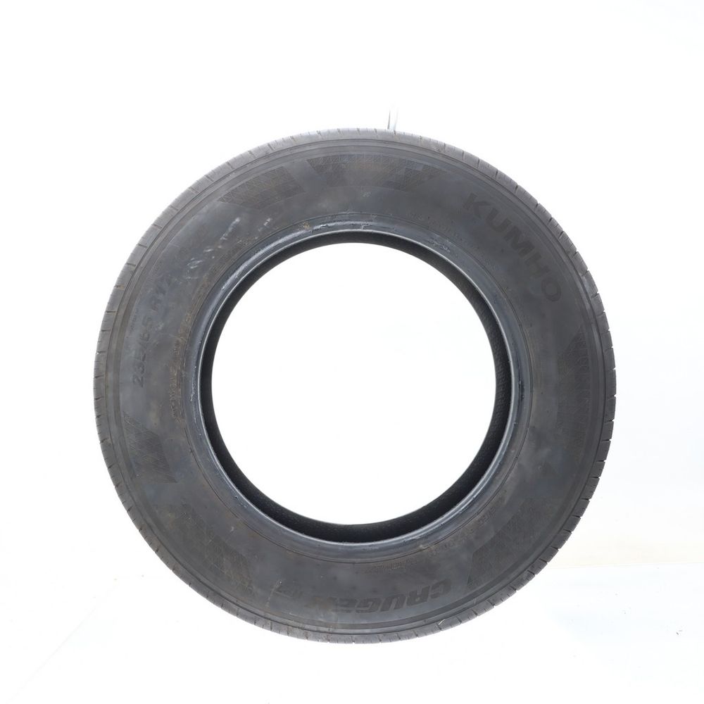 Used 235/65R17 Kumho Crugen HP71 104H - 7/32 - Image 3