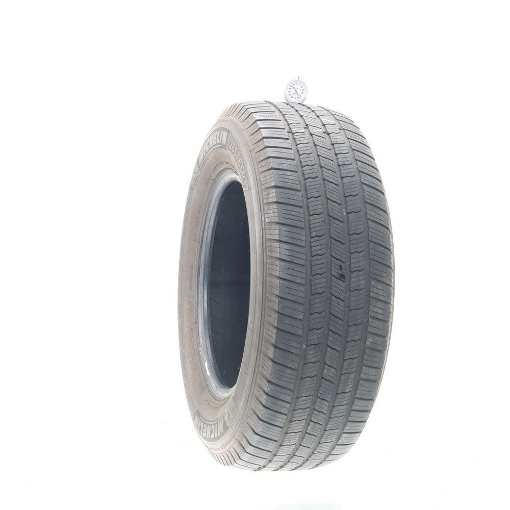 Used 265/65R17 Michelin Defender LTX M/S 112T - 5.5/32 - Image 1