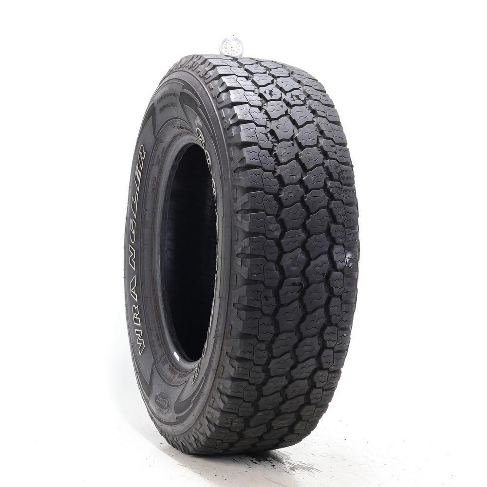 Set of (2) Used LT 275/70R18 Goodyear Wrangler All-Terrain Adventure Kevlar 125/122R E - 9-10/32 - Image 4