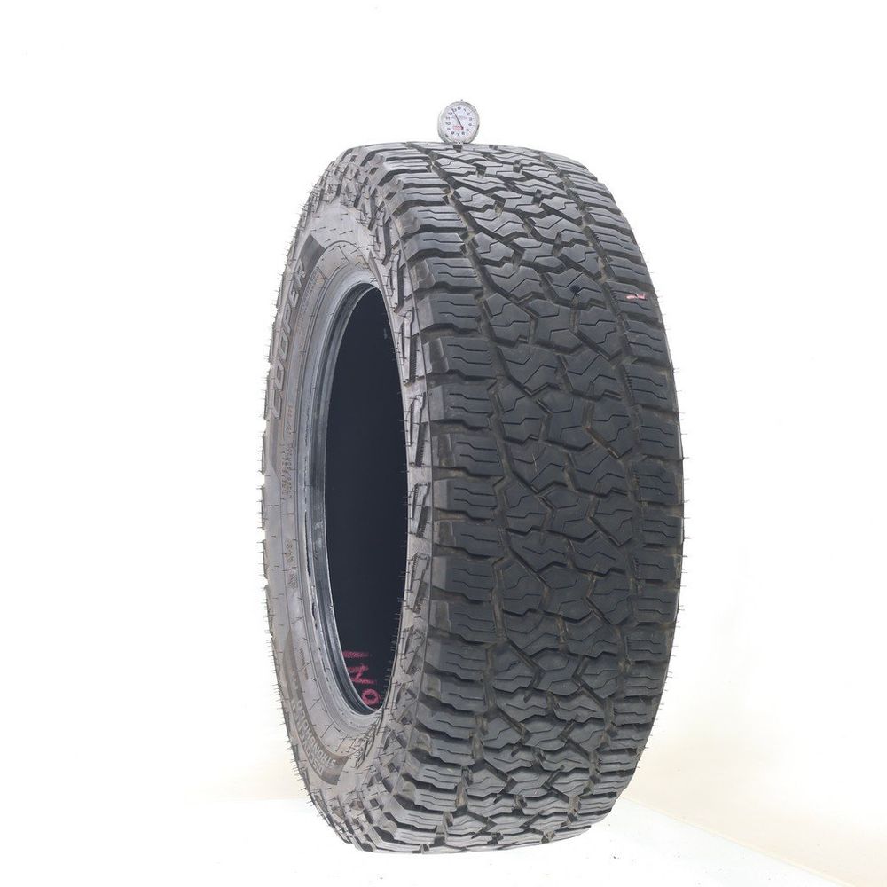 Set of (2) Used LT 285/60R20 Cooper Discoverer Stronghold AT 125/122S E - 12.5-14/32 - Image 1
