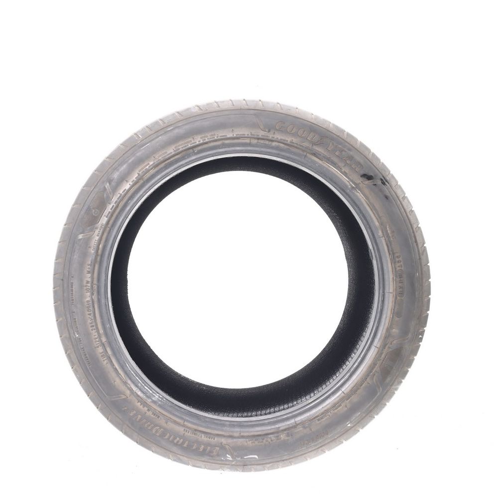 Used 285/40R19 Goodyear ElectricDrive 2 SoundComfort 107W - 9/32 - Image 3