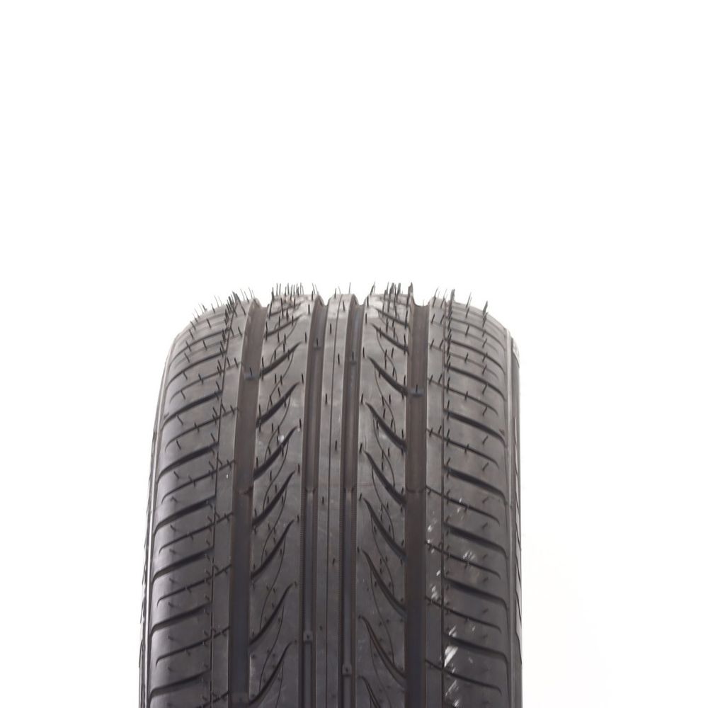 New 225/40ZR18 Delinte Thunder D7 92W - Image 2