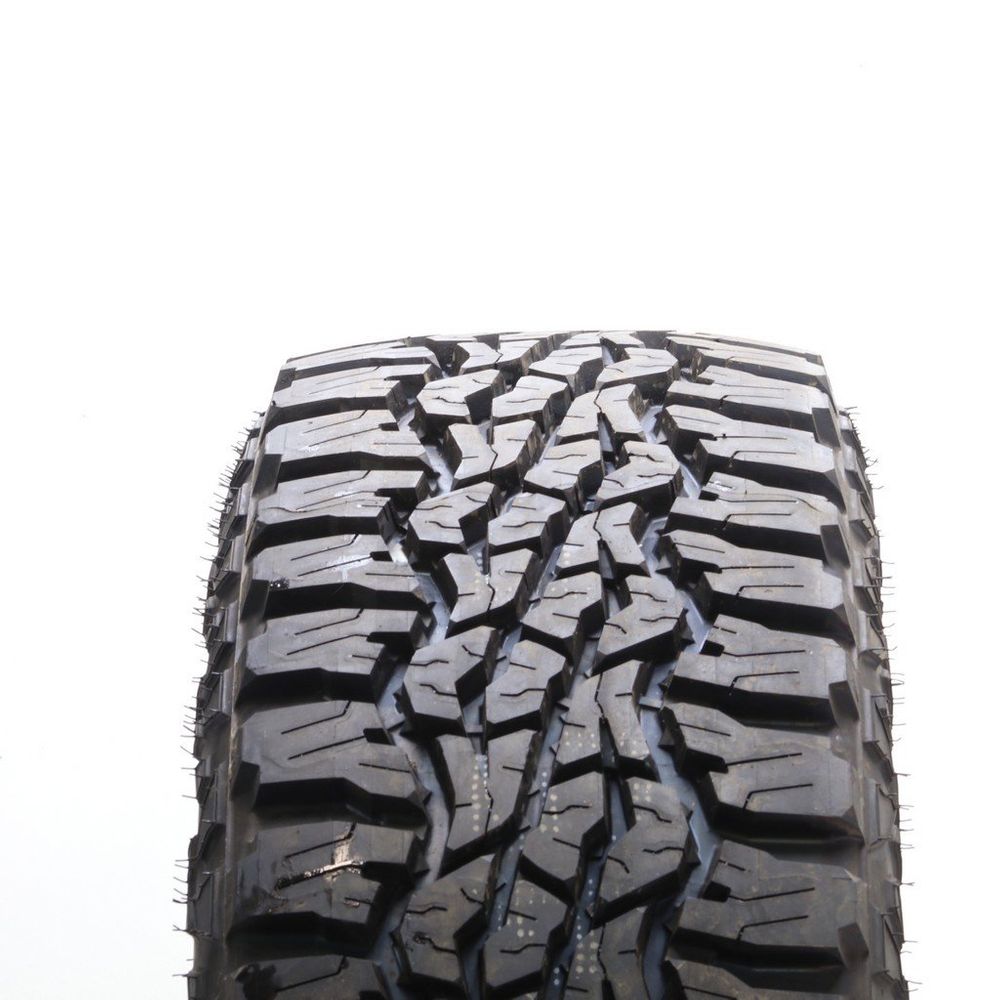 New LT 275/65R20 Goodyear Wrangler Ultra Terrain AT 126/123Q - 18/32 - Image 2