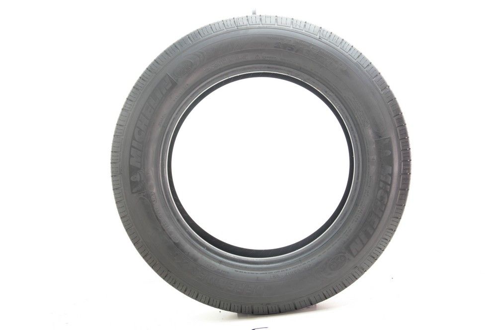 Used 215/65R17 Michelin Defender XT 99T - 7/32 - Image 2