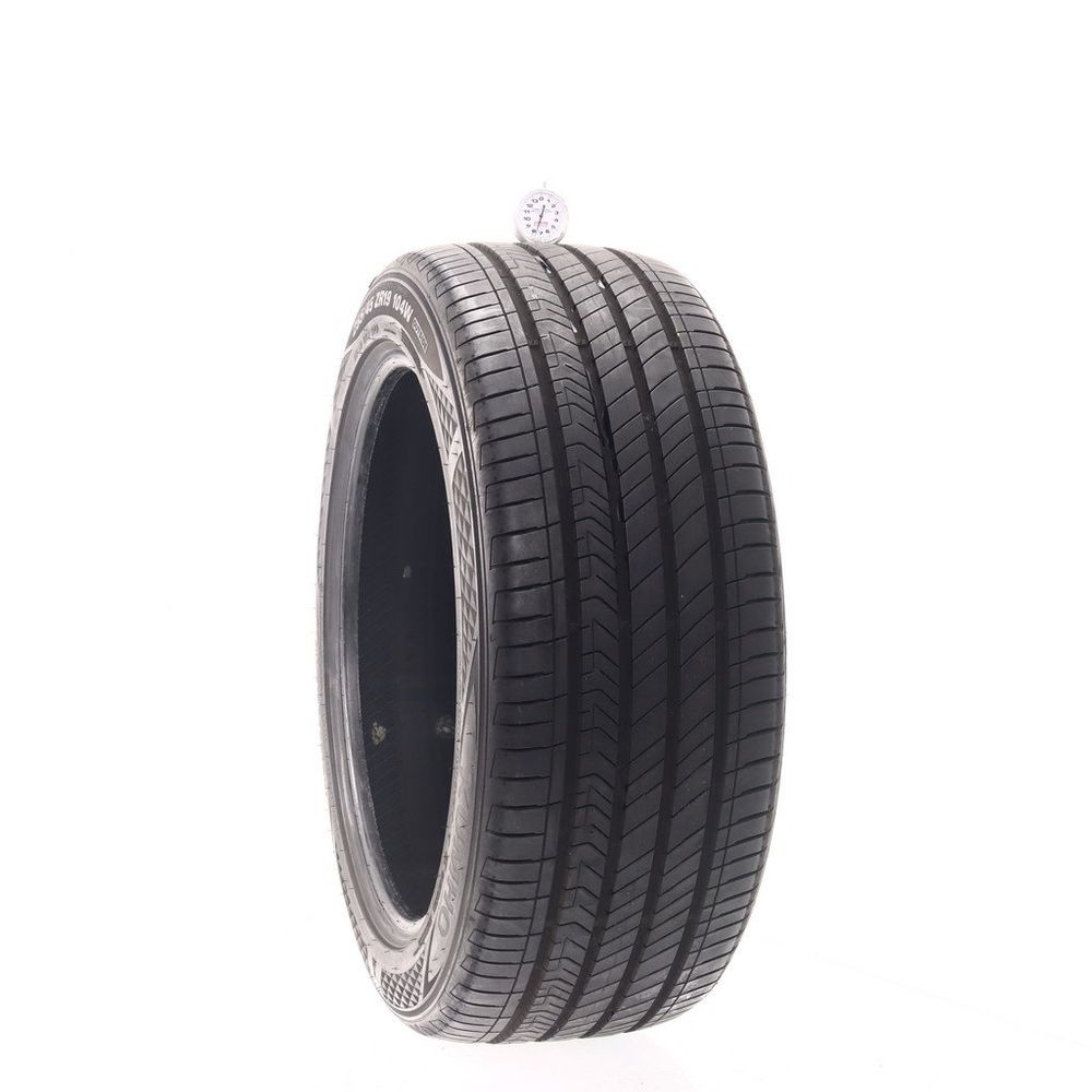 Set of (2) Used 255/45ZR19 Kumho Majesty 9 Solus TA91 104W - 6.5-7.5/32 - Image 4