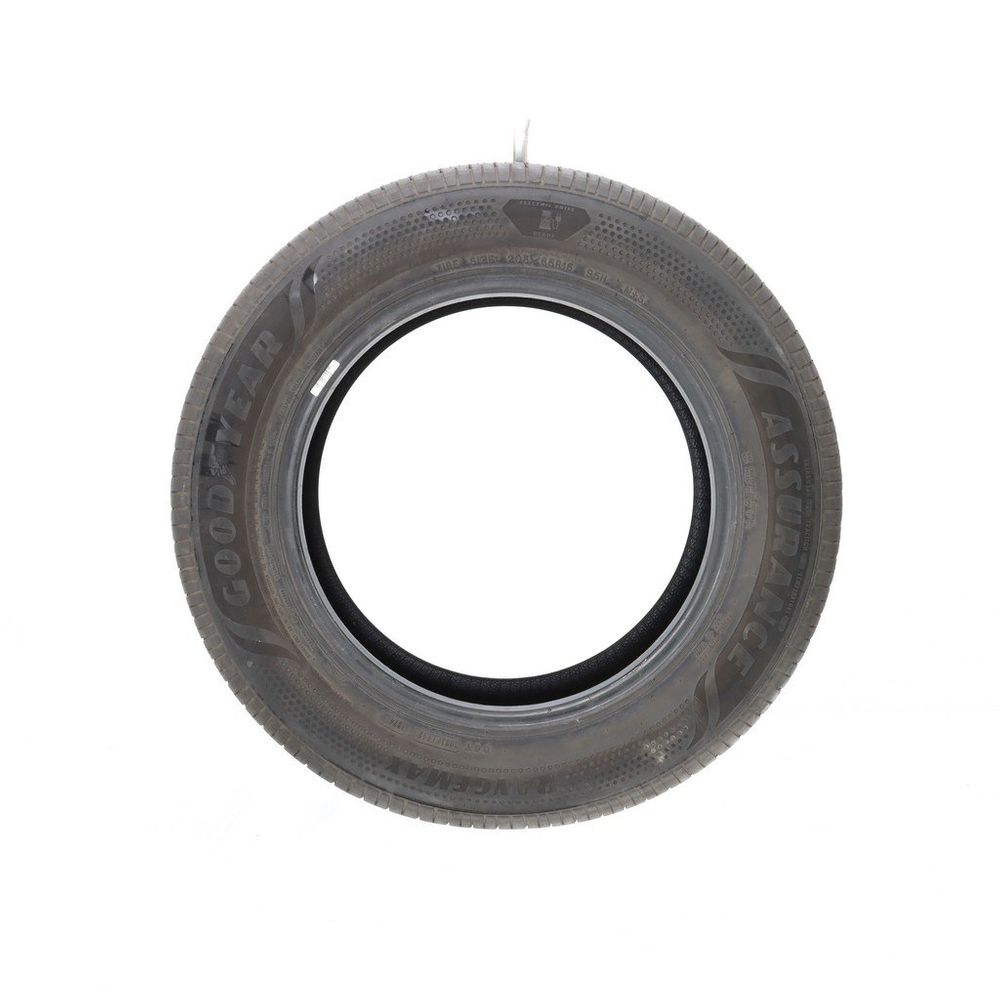 Set of (4) Used 205/65R16 Goodyear Assurance RangeMax 95H - 7-8.5/32 - Image 9