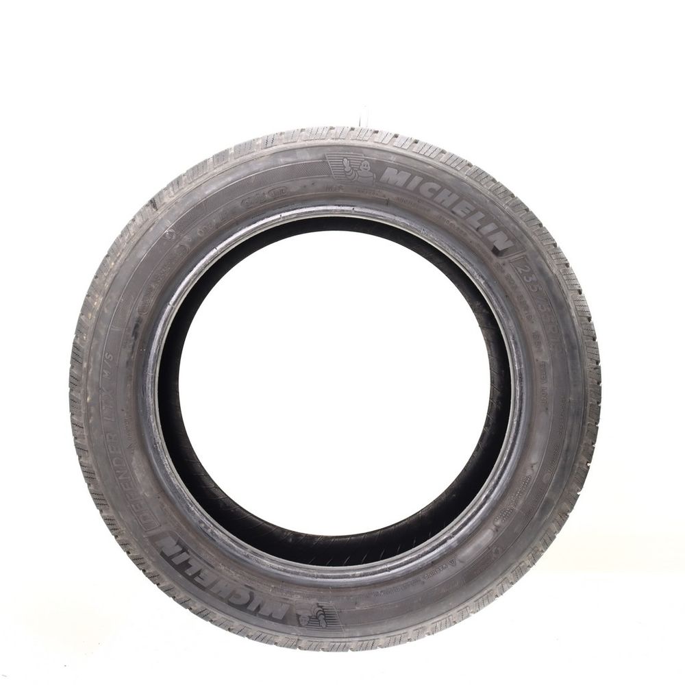 Set of (2) Used 235/55R19 Michelin Defender LTX M/S 105H - 8.5-9.5/32 - Image 6