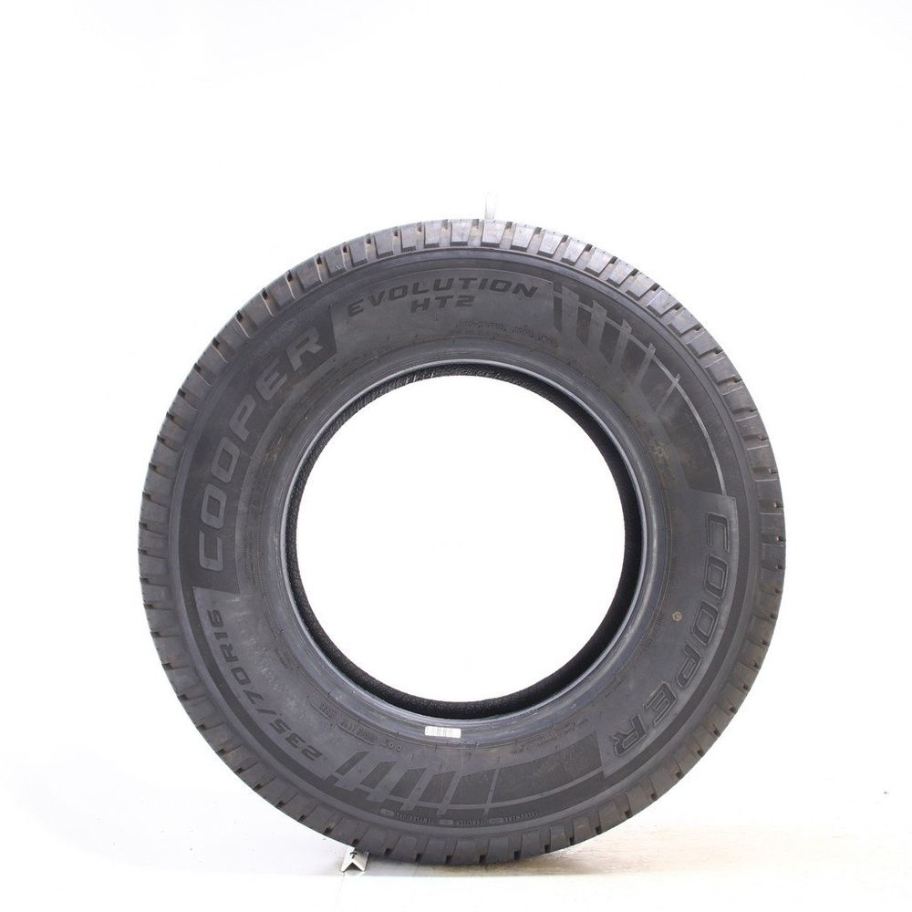 Set of (2) Used 235/70R16 Cooper Evolution HT2 106T - 11/32 - Image 3