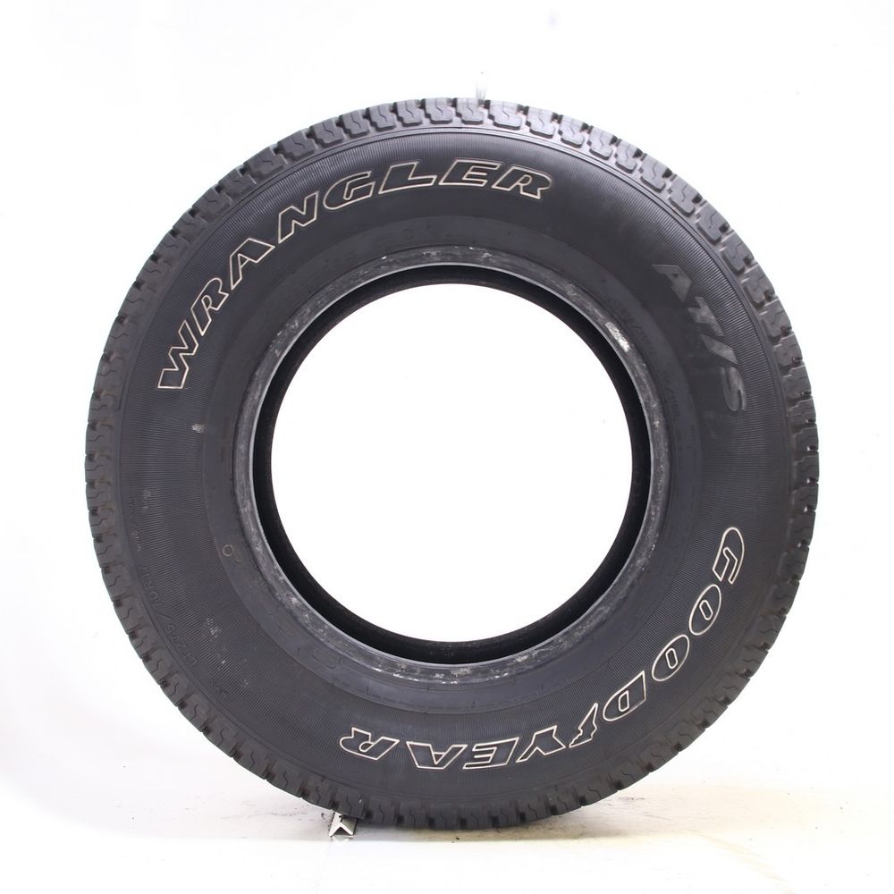 Used LT 275/70R17 Goodyear Wrangler AT/S 114/110R C - 10/32 | Utires
