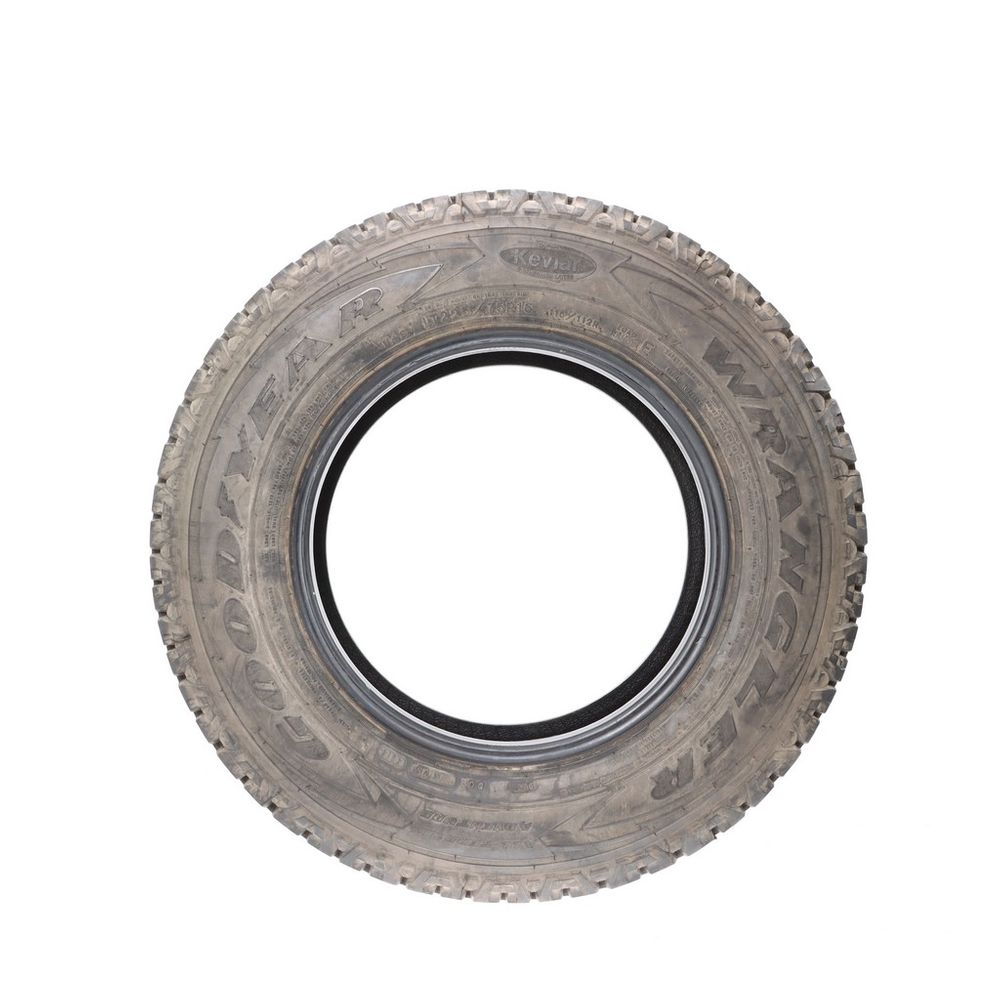 Used LT 225/75R16 Goodyear Wrangler All-Terrain Adventure Kevlar 115/112R E - 15/32 - Image 3