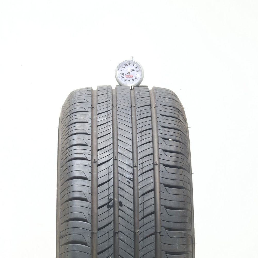 Set of (2) Used 235/65R17 Hankook Kinergy GT 104H - 8.5-9/32 - Image 5