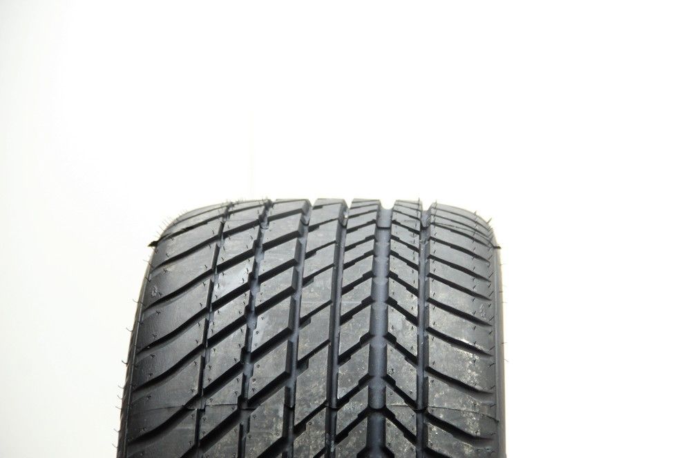 Driven Once 285/40ZR17 Goodyear Eagle GS-C EMT 1N/A - 10/32 - Image 2