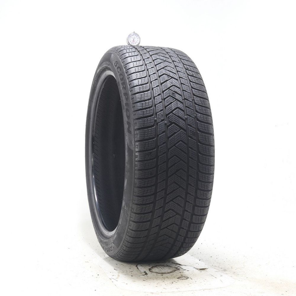 Used 285/40R22 Pirelli Scorpion Winter 110V - 7.5/32 - Image 1