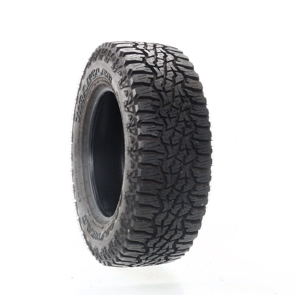 New LT 285/65R18 Goodyear Wrangler Ultra Terrain AT 125/122Q E - Image 1