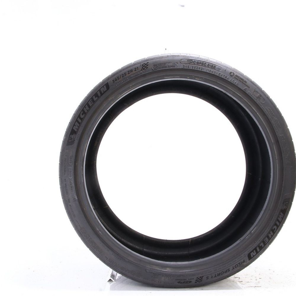 Set of (2) Used 345/25ZR21 Michelin Pilot Sport 4 S ZP 104Y - 6.5-7.5/32 - Image 3