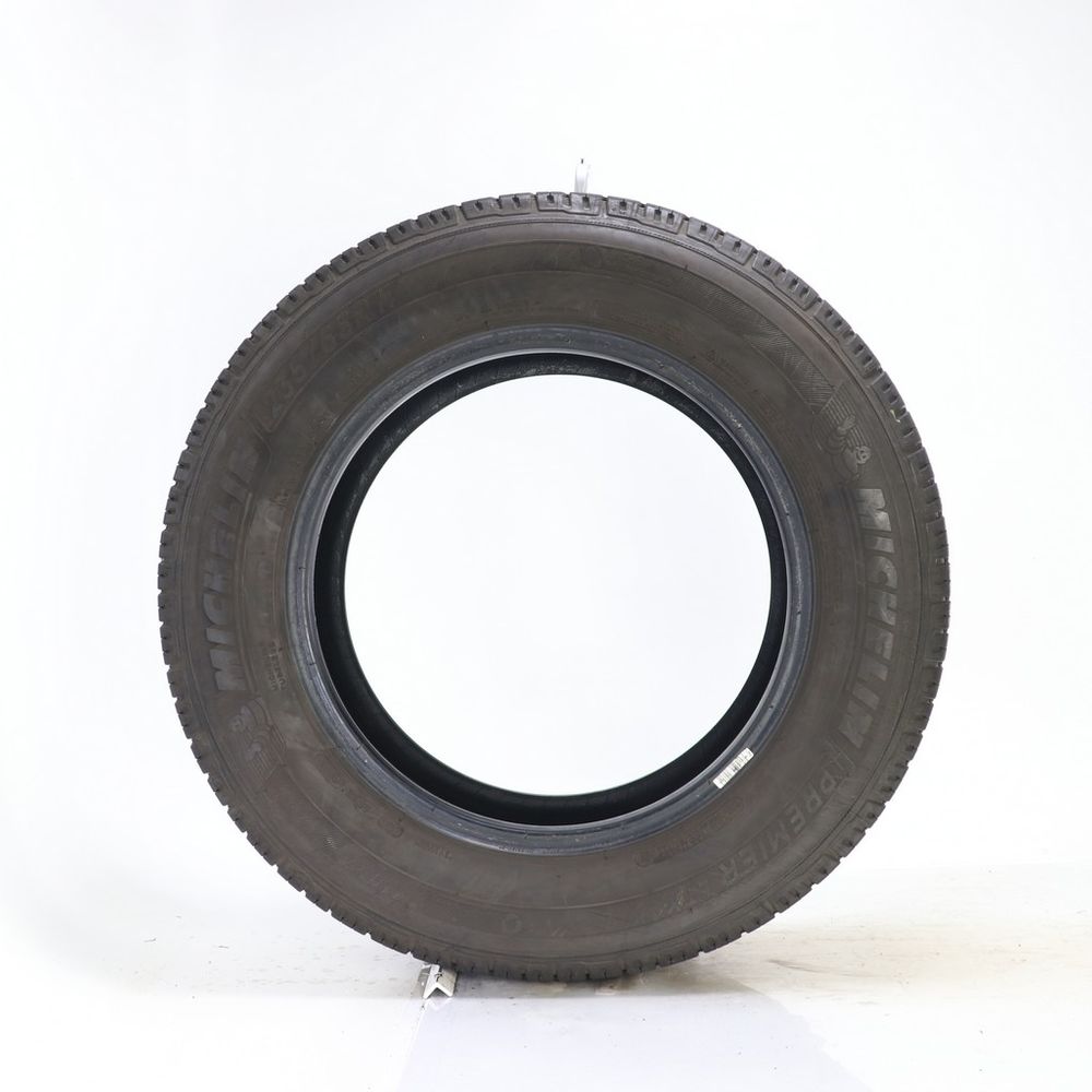 Set of (2) Used 235/65R17 Michelin Premier LTX 104H - 7-7.5/32 - Image 6